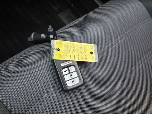 Used 2021 Honda CR-V EX image 19