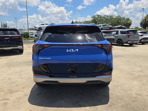 New 2026 Kia Sportage SX FWD image 7