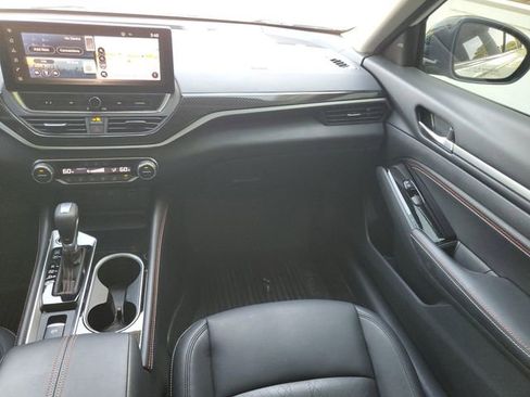 Certified 2023 Nissan Altima 2.0 SR FWD image 29