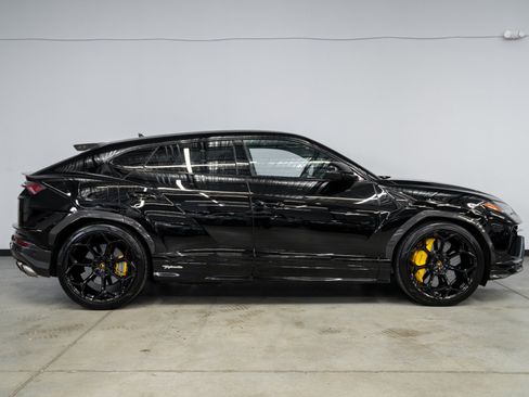 Used 2023 Lamborghini Urus Performante AWD/4WD image 49