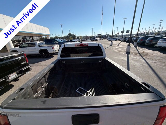 Used 2022 Chevrolet Colorado W/T w/ WT Convenience Package RWD image 38