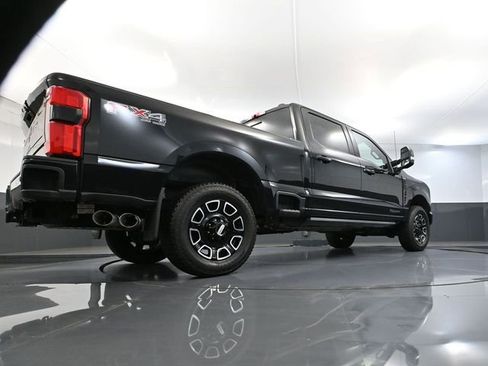 Used 2025 Ford F250 Platinum image 57