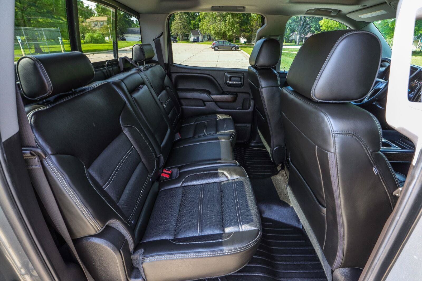 Used 2018 GMC Sierra 1500 Denali w/ Denali Ultimate Package AWD/4WD image 40