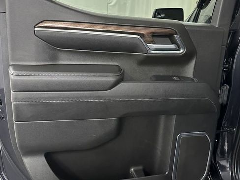 Used 2023 Chevrolet Silverado 1500 LT image 26