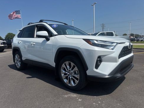 Used 2024 Toyota RAV4 XLE Premium FWD image 10