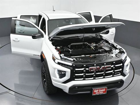 Used 2026 GMC Canyon AT4 AWD/4WD image 44