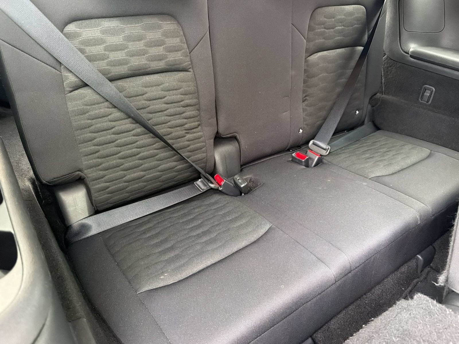Used 2025 Nissan Pathfinder SV AWD/4WD image 26