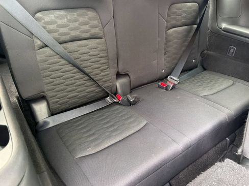 Used 2025 Nissan Pathfinder SV AWD/4WD image 26