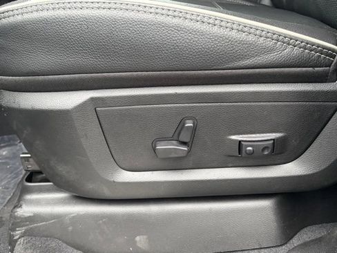 New 2026 RAM 2500 Limited AWD/4WD image 17