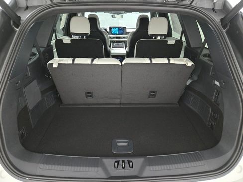 New 2026 Lincoln Aviator Black Label AWD/4WD image 18