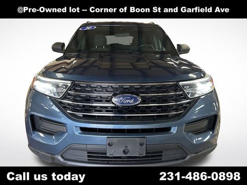 Used 2020 Ford Explorer XLT w/ Comfort Package AWD/4WD image 8