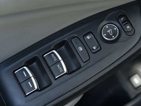 Used 2020 Honda Accord EX-L image 36