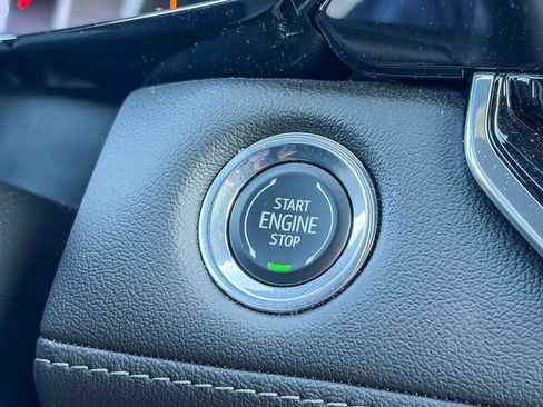 Used 2023 Chevrolet Colorado LT w/ LT Convenience Package II RWD image 24