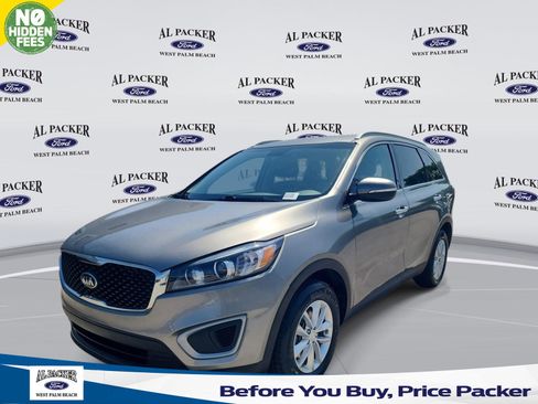 Used 2018 Kia Sorento FWD image 1