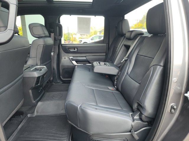 Used 2024 Toyota Tundra Platinum AWD/4WD image 20