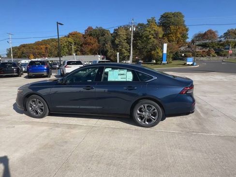 New 2025 Honda Accord EX-L image 7