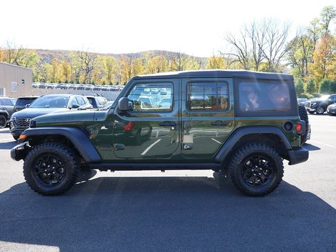 Used 2021 Jeep Wrangler Unlimited Sport image 4