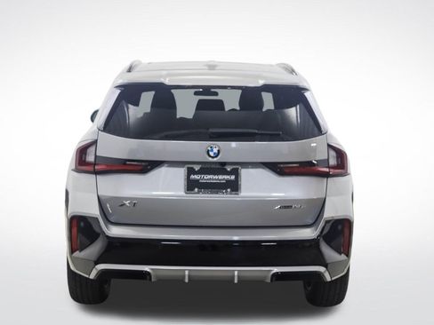 Used 2026 BMW X1 xDrive28i w/ Technology Package AWD/4WD image 4