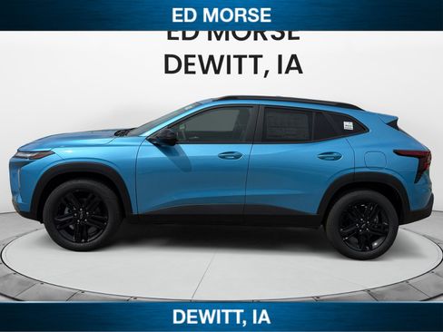 New 2026 Chevrolet Trax ACTIV w/ Sunroof Package FWD image 2