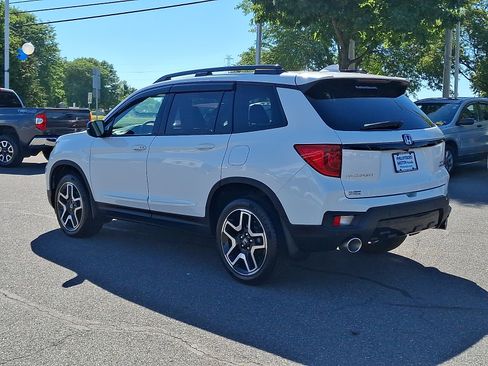 Used 2023 Honda Passport Elite image 4