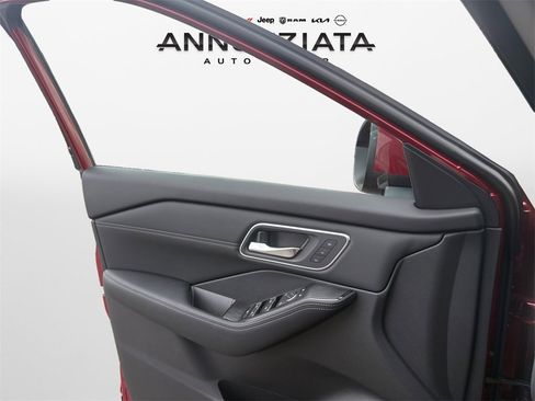 New 2026 Nissan Rogue Platinum w/ Platinum Premium Package image 28