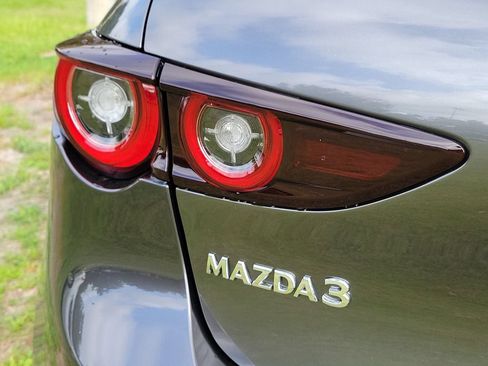 Used 2026 MAZDA MAZDA3 2.5 S Hatchback w/ Premium Pkg FWD image 22