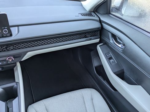 Certified 2024 Honda Accord LX image 21