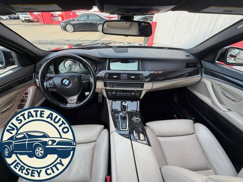 Used 2011 BMW 550i xDrive Sedan AWD/4WD image 3