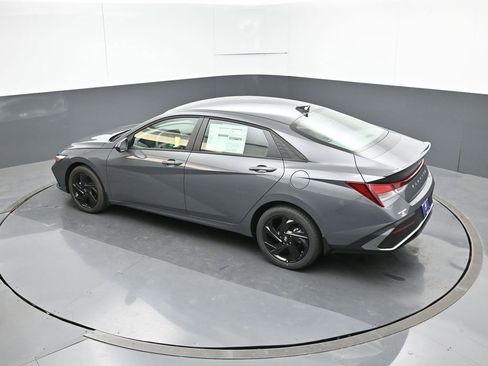 New 2026 Hyundai Elantra Sport FWD image 20