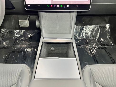 Used 2025 Tesla Model 3 Long Range RWD image 8