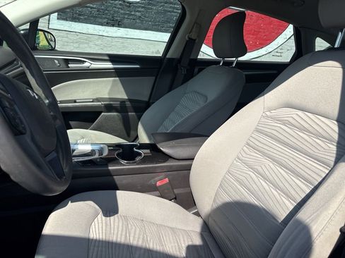 Used 2016 Ford Fusion S image 11