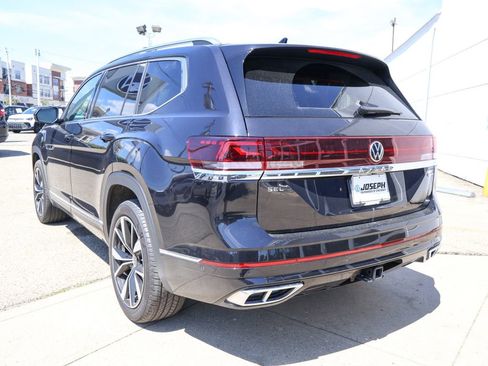Used 2026 Volkswagen Atlas SEL Premium R-Line AWD/4WD image 3