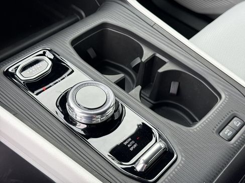 New 2026 Jeep Cherokee Limited AWD/4WD image 19