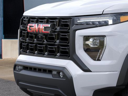 New 2026 GMC Canyon Elevation AWD/4WD image 13