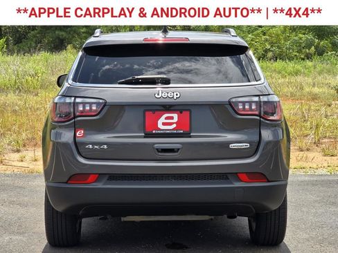 Used 2023 Jeep Compass Latitude w/ Sun and Sound Group AWD/4WD image 7