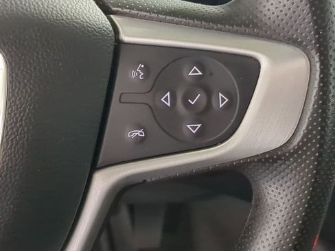 Used 2023 GMC Terrain SLE w/ Driver Convenience Package image 24