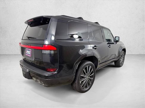 Used 2025 Lexus GX 550 w/ Accessory Package (2T) AWD/4WD image 4
