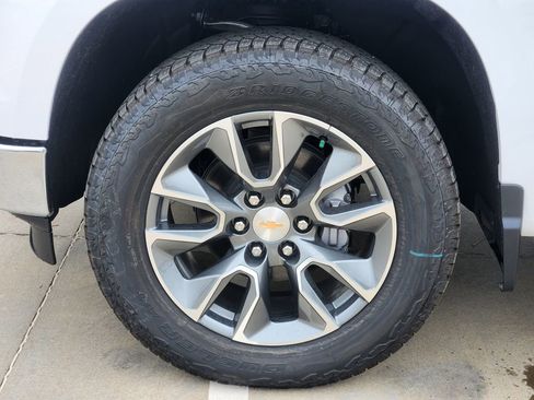 New 2026 Chevrolet Silverado 1500 LT image 10