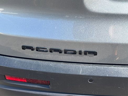 Used 2023 GMC Acadia SLE w/ Driver Convenience Package image 15