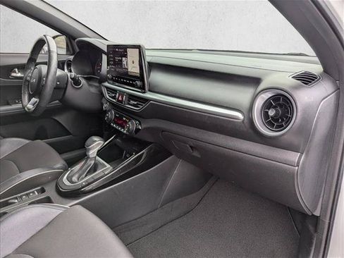 Used 2024 Kia Forte GT-Line w/ GT-Line Premium Package FWD image 28
