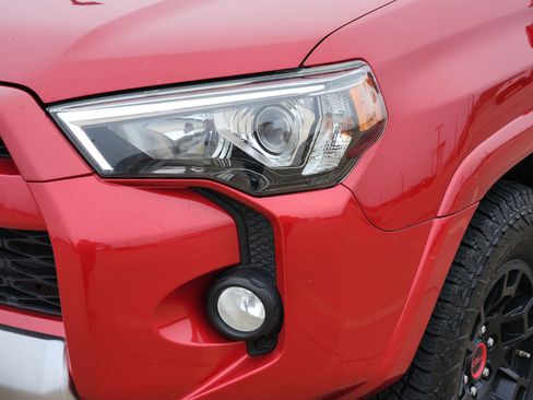 Used 2019 Toyota 4Runner TRD Off-Road Premium image 11