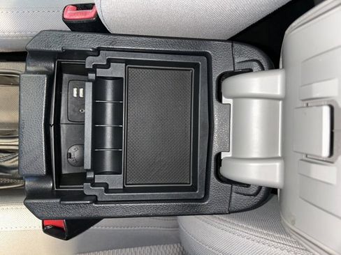 Used 2018 Subaru Forester 2.5i Premium image 19