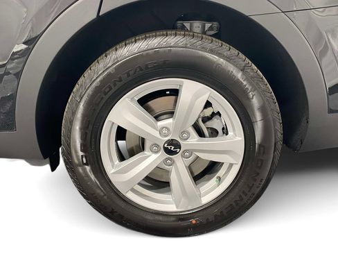 New 2026 Kia Sorento LX FWD image 7