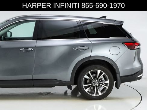 Certified 2026 INFINITI QX60 Pure w/ Cargo Package AWD/4WD image 4