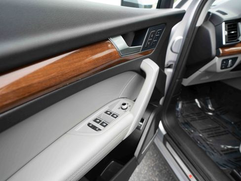 Used 2022 Audi Q5 2.0T Premium Plus AWD/4WD image 7