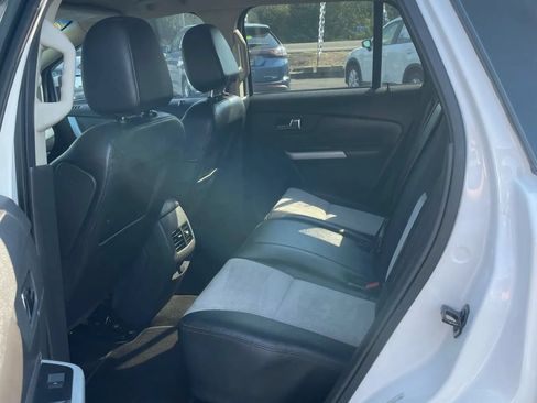 Used 2014 Ford Edge SEL w/ Equipment Group 205A AWD/4WD image 23