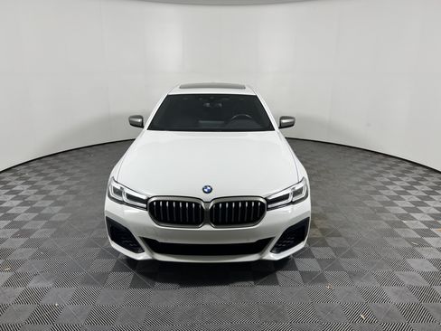 Used 2022 BMW M550i xDrive AWD/4WD image 8