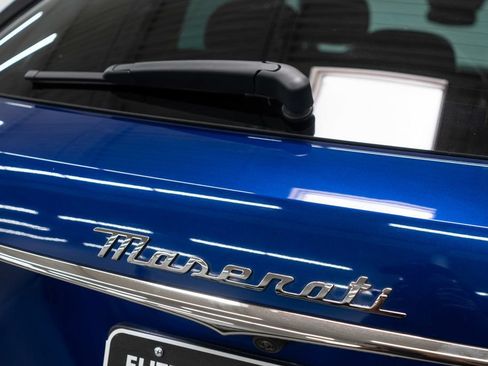 Used 2022 Maserati Levante GT AWD/4WD image 41