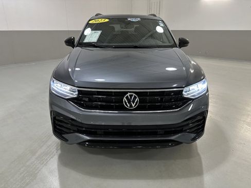 Used 2023 Volkswagen Tiguan SE R-Line FWD image 2