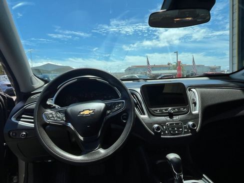 Used 2023 Chevrolet Malibu LT w/ Driver Confidence Package image 34